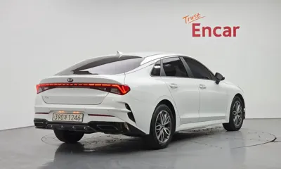Kia K5 2020, 111598 км, за 10408.54 USD