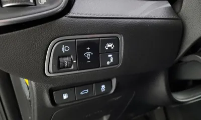 Hyundai Grandeur 2018, 75765 км, за 9751.5 USD - фото 20