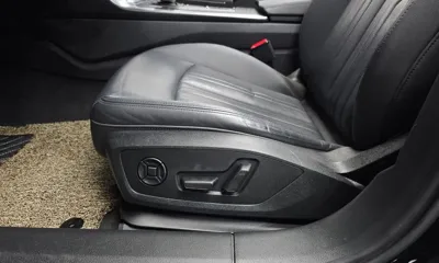 Audi A6 2020, 91507 км, за 18892.52 USD - фото 29