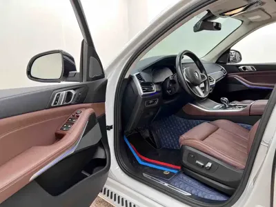 BMW X5 (Import) 2020, 98000 км, за 44878.47 USD - фото 10