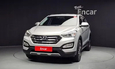 Hyundai Santafe 2015, 61997 км, за 6840.39 USD