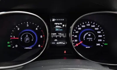 Hyundai Santafe 2015, 61997 км, за 6840.39 USD - фото 8