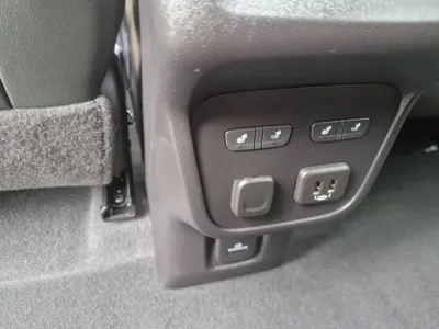 ChevroletGMDaewoo Equinox 2022, 75003 км, за 13335.95 USD - фото 18