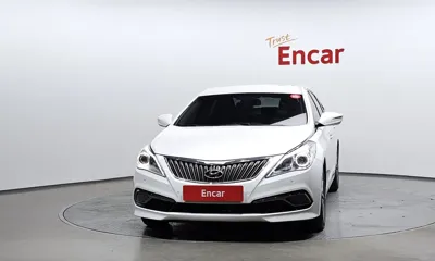 Hyundai Grandeur 2016, 114336 км, за 5393.32 USD