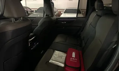 Lexus LX 2025, 8400 км, за 123512.92 USD - фото 7