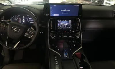 Lexus LX 2025, 8400 км, за 123512.92 USD - фото 11