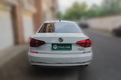 Volkswagen Passat 2016, 160400 км, за 8050 USD