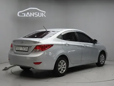 Hyundai Accent 2014, 137341 км, за 2083.74 USD