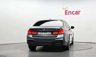 BMW 5-Series 2017, 76501 км, за 17773.37 USD