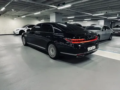 Genesis G90 2019, 127482 км, за 15534.12 USD