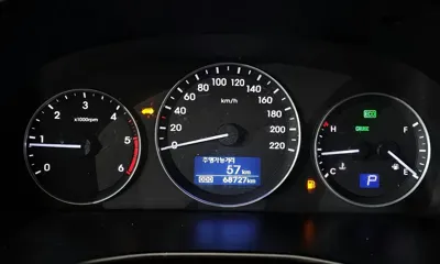Hyundai Starex 2021, 68727 км, за 11035.2 USD - фото 8