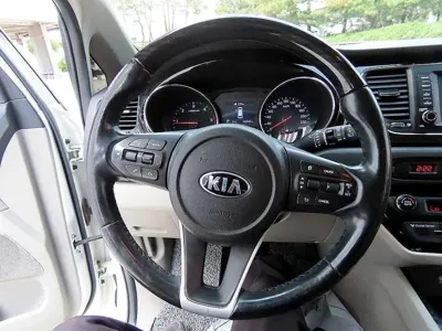 Kia Canival 2019, 150694 км, за 7936.51 USD - фото 8