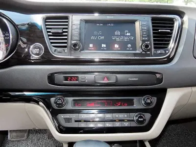 Kia Canival 2019, 150694 км, за 7936.51 USD - фото 13