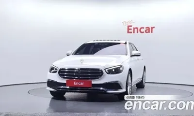 Mercedes-Benz E-Class 2023, 18546 км, за 30407.21 USD