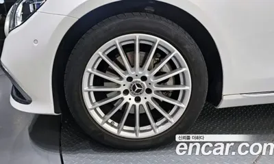Mercedes-Benz E-Class 2023, 18546 км, за 30407.21 USD