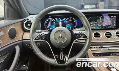 Mercedes-Benz E-Class 2023, 18546 км, за 30195.62 USD - фото 13