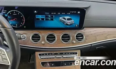 Mercedes-Benz E-Class 2023, 18546 км, за 30195.62 USD - фото 15