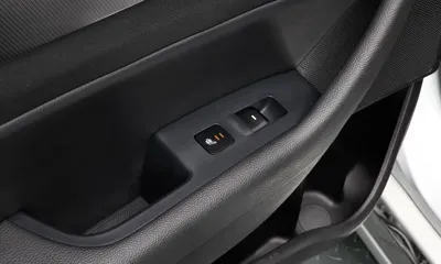 Hyundai Sonata 2017, 154230 км, за 5817.03 USD - фото 30