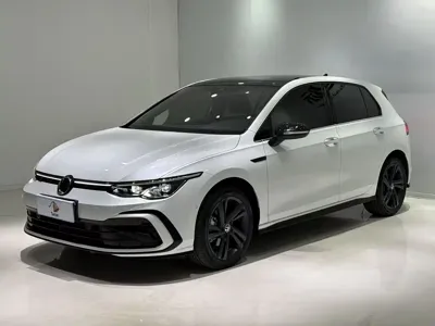 Volkswagen Golf · 2021 год
