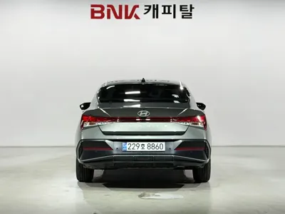 Hyundai Avante 2025, 12438 км, за 5468.03 USD