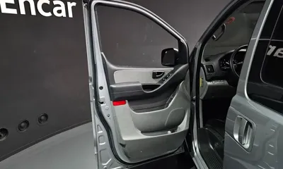 Hyundai Starex 2020, 91994 км, за 12221.28 USD - фото 24