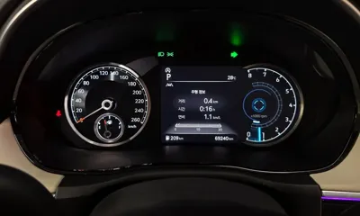 Genesis GV70 2023, 69240 км, за 22362.34 USD - фото 8