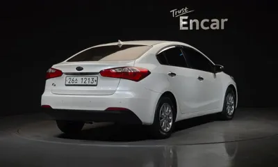 Kia K3 2015, 109491 км, за 3039.31 USD