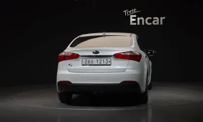 Kia K3 2015, 109491 км, за 3039.31 USD
