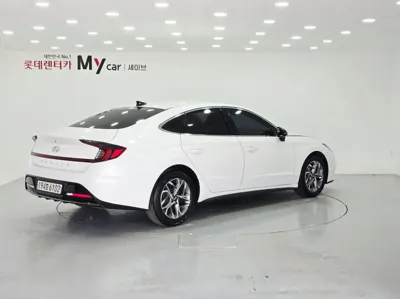 Hyundai Sonata 2022, 96092 км, за 7417.28 USD