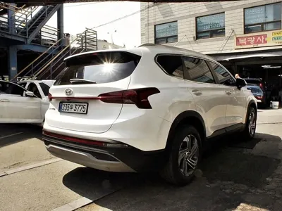 Hyundai Santafe 2021, 45633 км, за 14769.59 USD