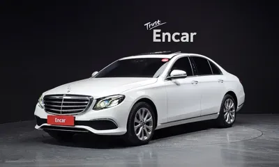 Mercedes-Benz E-Class · 2018 год