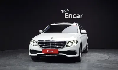 Mercedes-Benz E-Class 2018, 110654 км, за 12286.29 USD - фото 3