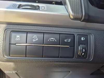 KG_Mobility_Ssangyong Rexton 2021, 111777 км, за 15526.92 USD - фото 15