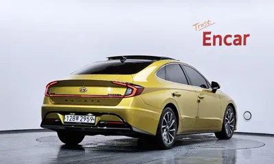 Hyundai Sonata 2020, 110659 км, за 9686.01 USD