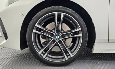 BMW 1-Series 2023, 15988 км, за 58605.17 USD