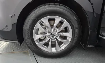 Toyota Sienna 2021, 28597 км, за 30195.62 USD