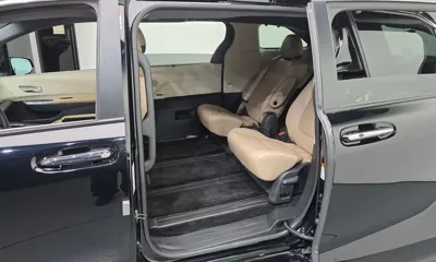 Toyota Sienna 2021, 28597 км, за 30195.62 USD - фото 11