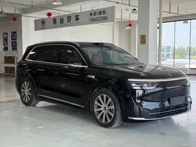 AITO 问界 AITO M8 2025, 10000 км, за 48713.21 USD