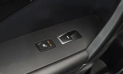 Hyundai Grandeur 2015, 138487 км, за 4988.84 USD - фото 20