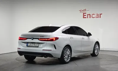 BMW 2-Series 2021, 85465 км, за 15612.82 USD