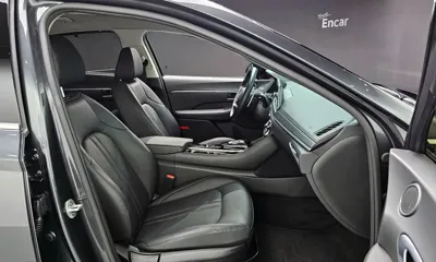 Hyundai Sonata 2021, 58882 км, за 12091.27 USD - фото 10