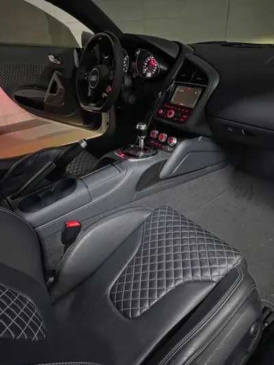 Audi R8 2015, 51657 км, за 48186.48 USD - фото 7
