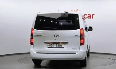 Hyundai Starex 2019, 39004 км, за 12430.94 USD