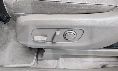 Kia Canival 2023, 52428 км, за 20511.81 USD - фото 31