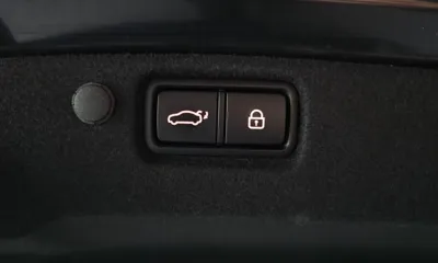 Kia K7 2020, 98111 км, за 10765.39 USD - фото 20