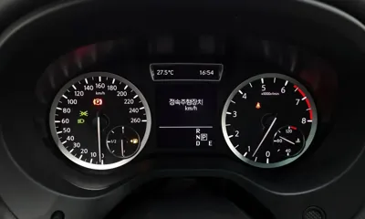 Infiniti Q30 2017, 71242 км, за 7097.74 USD - фото 8