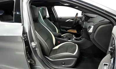 Infiniti Q30 2017, 71242 км, за 7097.74 USD - фото 11
