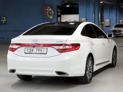 Hyundai Grandeur 2012, 142705 км, за 3559.18 USD