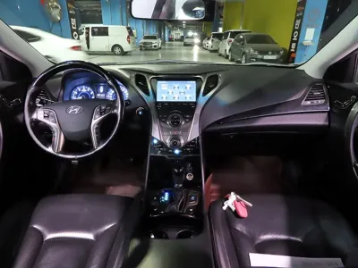 Hyundai Grandeur 2012, 142705 км, за 3559.18 USD