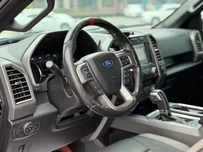 Ford F-150 Raptor 2018, 147000 км, за 38992.77 USD - фото 7